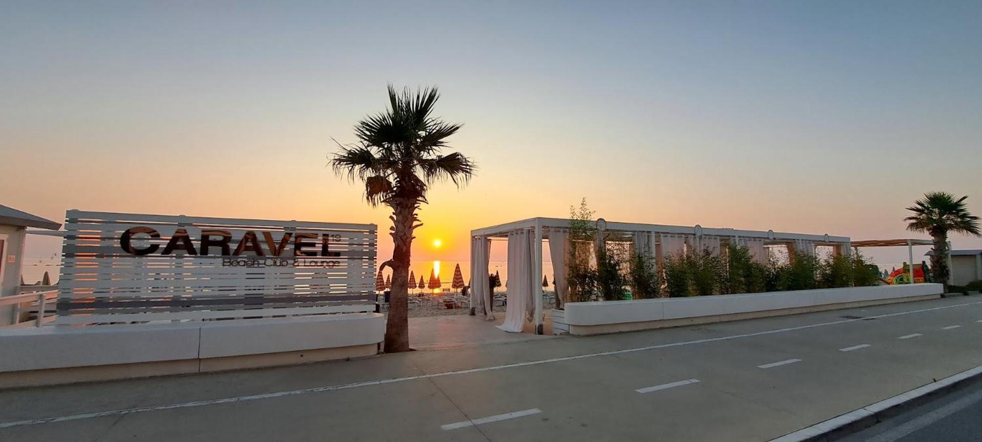 Hotel Caravel Марота Екстериор снимка
