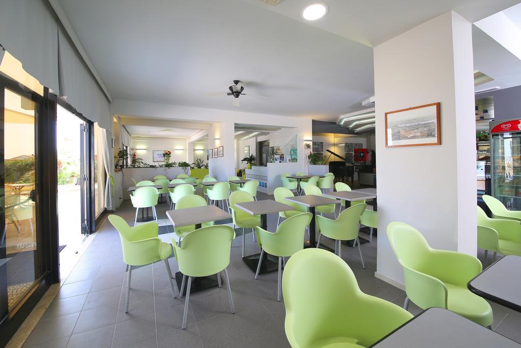 Hotel Caravel Марота Екстериор снимка