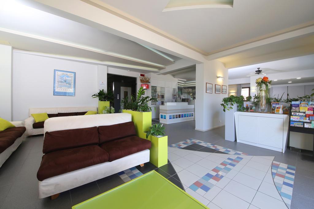 Hotel Caravel Марота Екстериор снимка